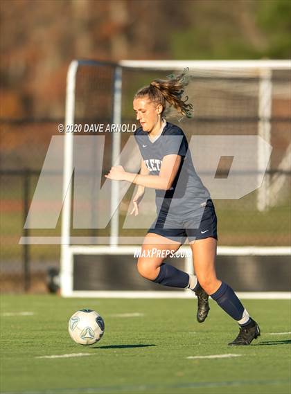 Thumbnail 2 in Exeter vs. Windham (NHIAA Division 1 State FInal) photogallery.