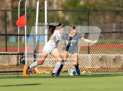 Thumbnail 3 in Exeter vs. Windham (NHIAA Division 1 State FInal) photogallery.