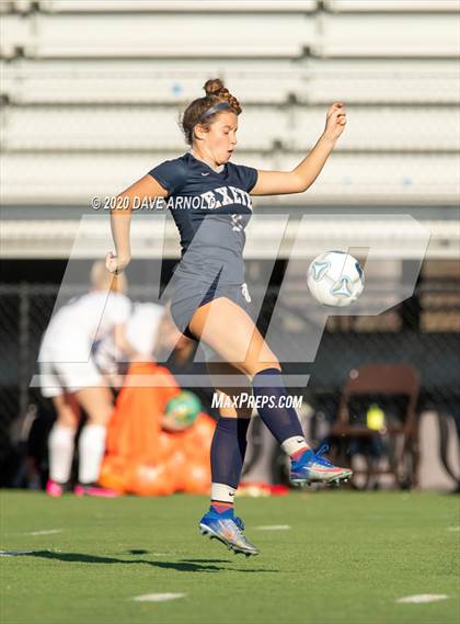 Thumbnail 3 in Exeter vs. Windham (NHIAA Division 1 State FInal) photogallery.