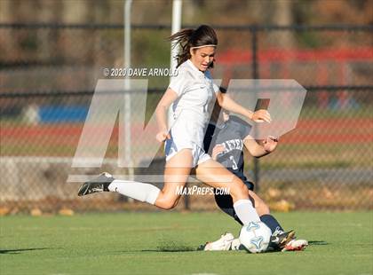 Thumbnail 2 in Exeter vs. Windham (NHIAA Division 1 State FInal) photogallery.