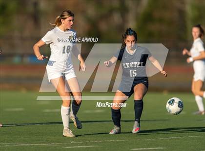 Thumbnail 1 in Exeter vs. Windham (NHIAA Division 1 State FInal) photogallery.