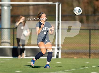 Thumbnail 3 in Exeter vs. Windham (NHIAA Division 1 State FInal) photogallery.