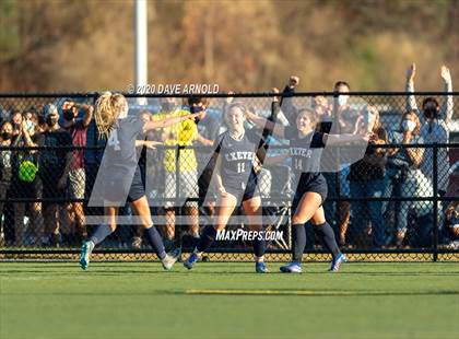 Thumbnail 3 in Exeter vs. Windham (NHIAA Division 1 State FInal) photogallery.