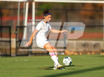 Thumbnail 3 in Exeter vs. Windham (NHIAA Division 1 State FInal) photogallery.