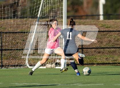 Thumbnail 2 in Exeter vs. Windham (NHIAA Division 1 State FInal) photogallery.