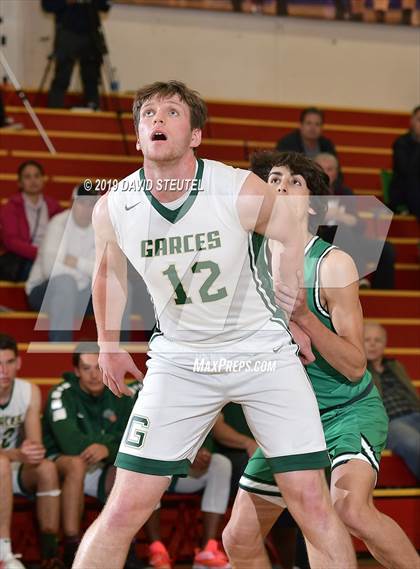 Thumbnail 1 in St. Mary's vs. Garces Memorial (Fr. Barry Christmas Classic) photogallery.