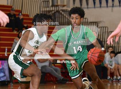 Thumbnail 1 in St. Mary's vs. Garces Memorial (Fr. Barry Christmas Classic) photogallery.