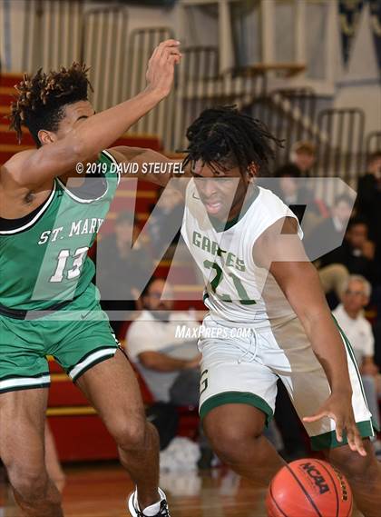 Thumbnail 2 in St. Mary's vs. Garces Memorial (Fr. Barry Christmas Classic) photogallery.