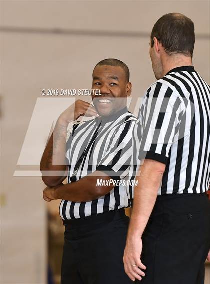 Thumbnail 2 in St. Mary's vs. Garces Memorial (Fr. Barry Christmas Classic) photogallery.