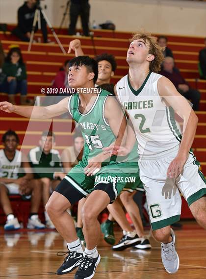 Thumbnail 3 in St. Mary's vs. Garces Memorial (Fr. Barry Christmas Classic) photogallery.