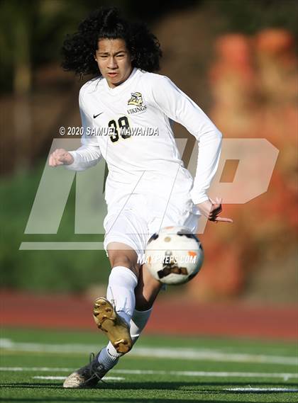 Thumbnail 3 in Brentwood School vs Campbell Hall photogallery.