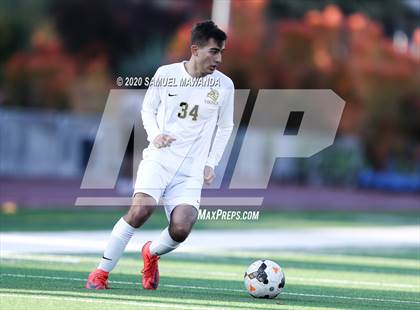 Thumbnail 2 in Brentwood School vs Campbell Hall photogallery.