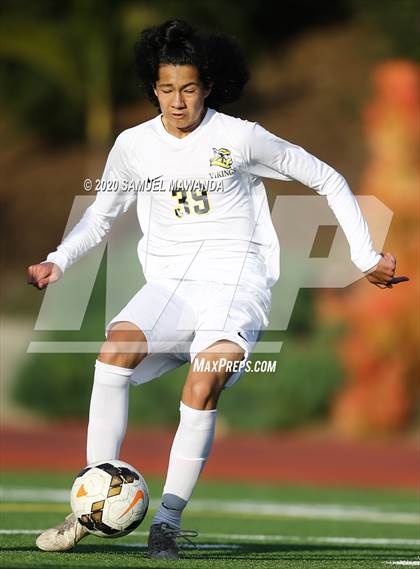 Thumbnail 2 in Brentwood School vs Campbell Hall photogallery.