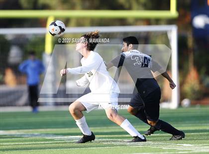 Thumbnail 2 in Brentwood School vs Campbell Hall photogallery.