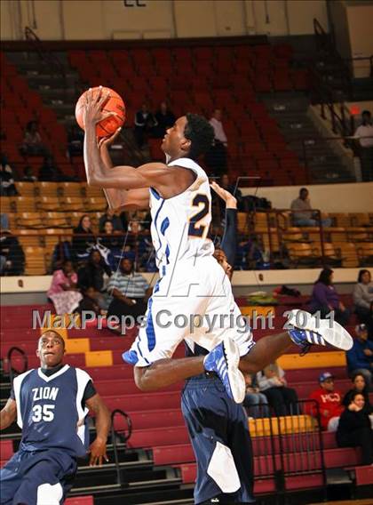 Thumbnail 1 in Zion Academy vs. Dodd City (Fantasy of Lights) photogallery.