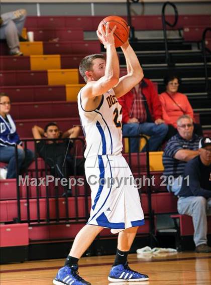 Thumbnail 2 in Zion Academy vs. Dodd City (Fantasy of Lights) photogallery.