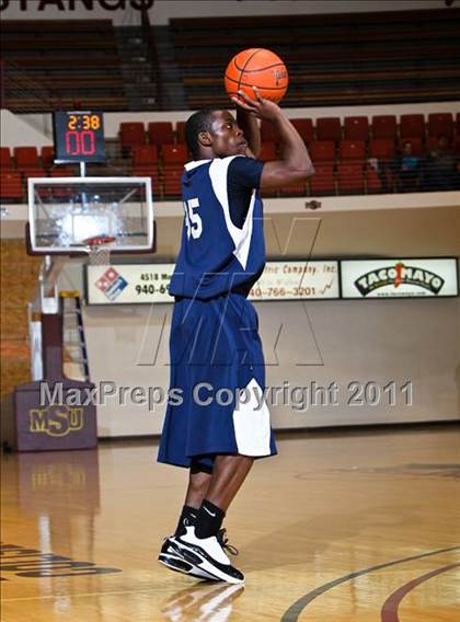 Thumbnail 3 in Zion Academy vs. Dodd City (Fantasy of Lights) photogallery.