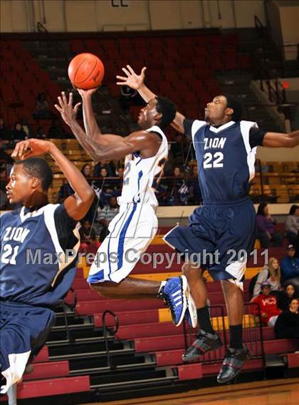Thumbnail 3 in Zion Academy vs. Dodd City (Fantasy of Lights) photogallery.