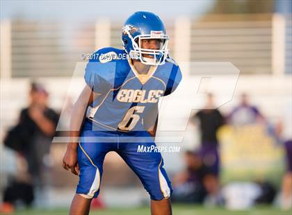 Thumbnail 3 in JV: Bakersfield Christian vs Mission Oak photogallery.