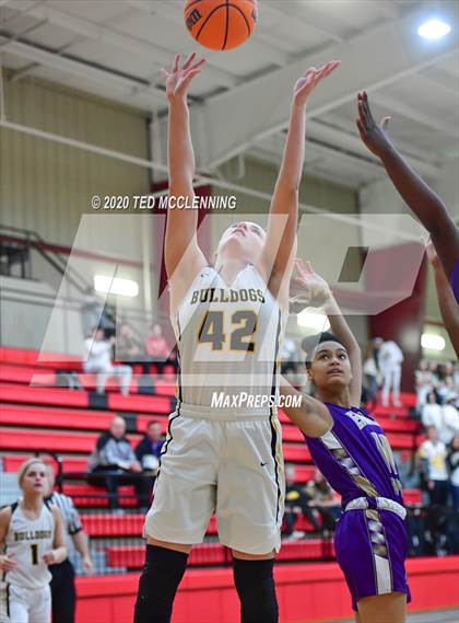Thumbnail 2 in Quitman vs. England (AAA 2A Regional Playoff) photogallery.