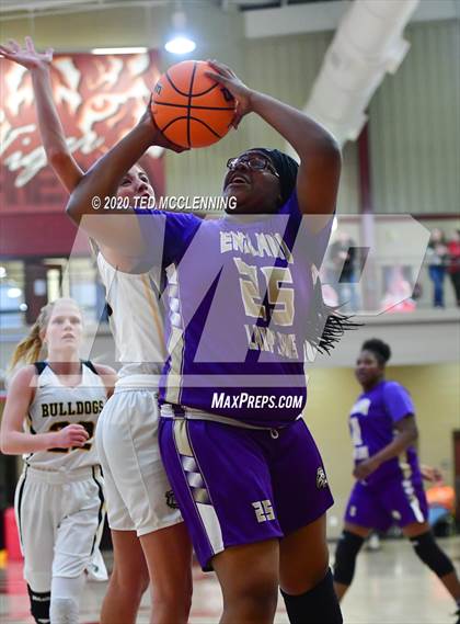 Thumbnail 2 in Quitman vs. England (AAA 2A Regional Playoff) photogallery.