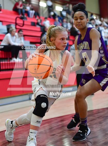 Thumbnail 2 in Quitman vs. England (AAA 2A Regional Playoff) photogallery.