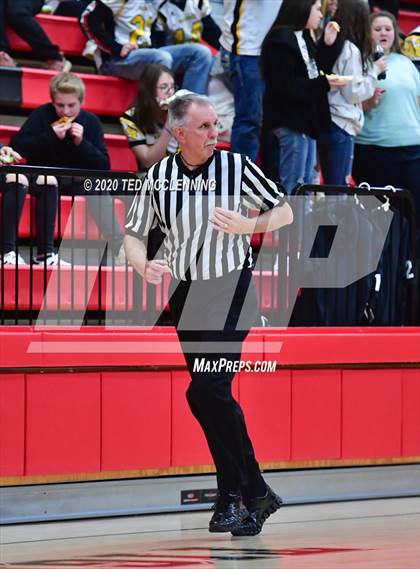 Thumbnail 1 in Quitman vs. England (AAA 2A Regional Playoff) photogallery.