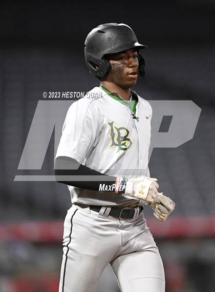 Thumbnail 1 in Long Beach Poly vs. Santa Ana (Halo Classic) photogallery.