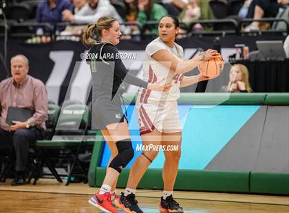 Thumbnail 1 in Green Canyon vs. Cedar (UHSAA 4A Quarterfinal) photogallery.