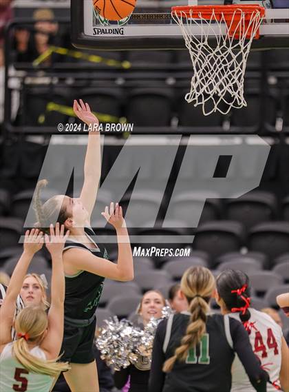 Thumbnail 3 in Green Canyon vs. Cedar (UHSAA 4A Quarterfinal) photogallery.