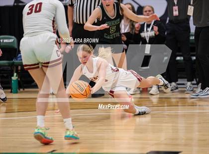 Thumbnail 1 in Green Canyon vs. Cedar (UHSAA 4A Quarterfinal) photogallery.