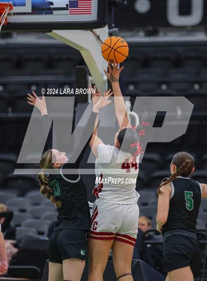Thumbnail 1 in Green Canyon vs. Cedar (UHSAA 4A Quarterfinal) photogallery.