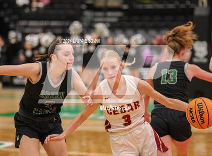 Thumbnail 2 in Green Canyon vs. Cedar (UHSAA 4A Quarterfinal) photogallery.