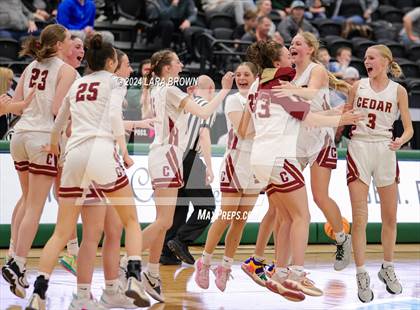 Thumbnail 3 in Green Canyon vs. Cedar (UHSAA 4A Quarterfinal) photogallery.