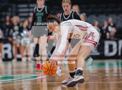 Thumbnail 2 in Green Canyon vs. Cedar (UHSAA 4A Quarterfinal) photogallery.