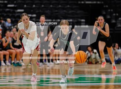 Thumbnail 2 in Green Canyon vs. Cedar (UHSAA 4A Quarterfinal) photogallery.