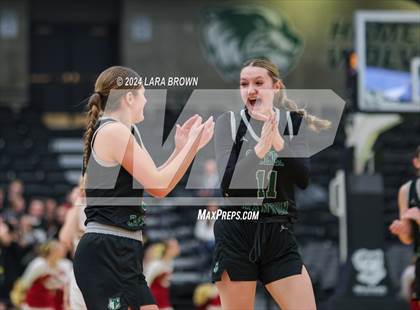 Thumbnail 1 in Green Canyon vs. Cedar (UHSAA 4A Quarterfinal) photogallery.