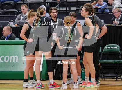 Thumbnail 2 in Green Canyon vs. Cedar (UHSAA 4A Quarterfinal) photogallery.