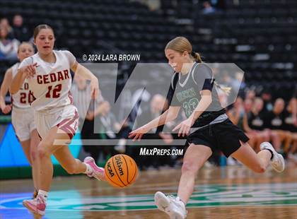 Thumbnail 1 in Green Canyon vs. Cedar (UHSAA 4A Quarterfinal) photogallery.
