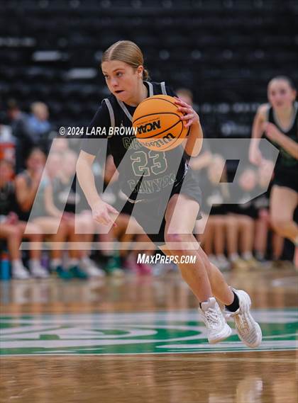 Thumbnail 3 in Green Canyon vs. Cedar (UHSAA 4A Quarterfinal) photogallery.