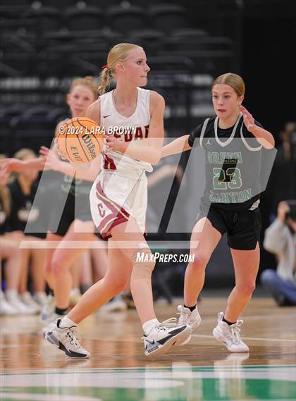 Thumbnail 1 in Green Canyon vs. Cedar (UHSAA 4A Quarterfinal) photogallery.