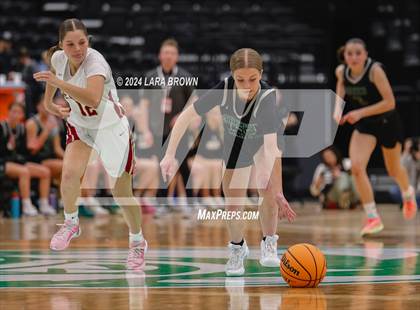 Thumbnail 3 in Green Canyon vs. Cedar (UHSAA 4A Quarterfinal) photogallery.