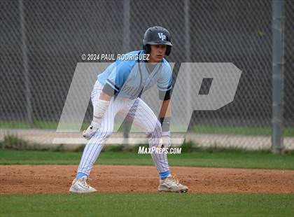 Thumbnail 2 in El Modena @ Villa Park photogallery.