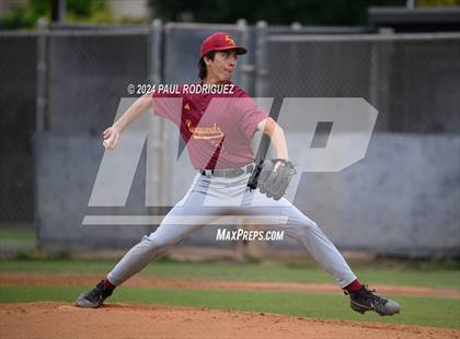 Thumbnail 1 in El Modena @ Villa Park photogallery.