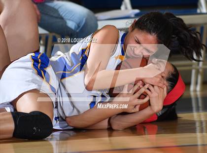 Thumbnail 2 in Covina @ Charter Oak photogallery.