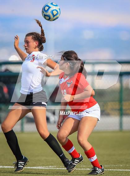 Thumbnail 2 in  Albuquerque Academy vs. Rio Grande (Abq Metro Championships) photogallery.
