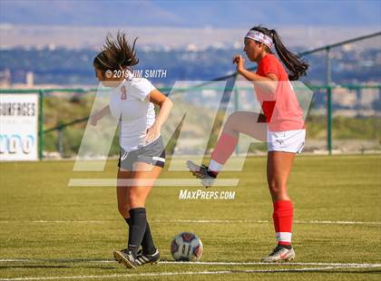 Thumbnail 2 in  Albuquerque Academy vs. Rio Grande (Abq Metro Championships) photogallery.