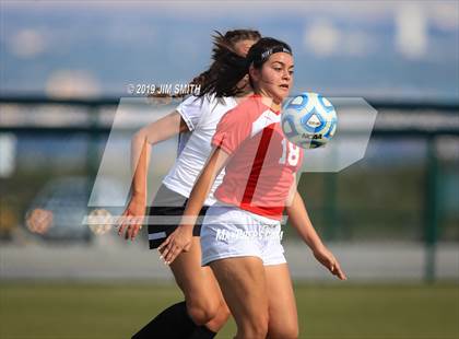 Thumbnail 3 in  Albuquerque Academy vs. Rio Grande (Abq Metro Championships) photogallery.