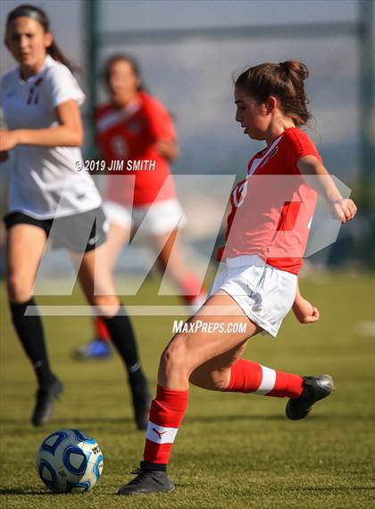 Thumbnail 1 in  Albuquerque Academy vs. Rio Grande (Abq Metro Championships) photogallery.