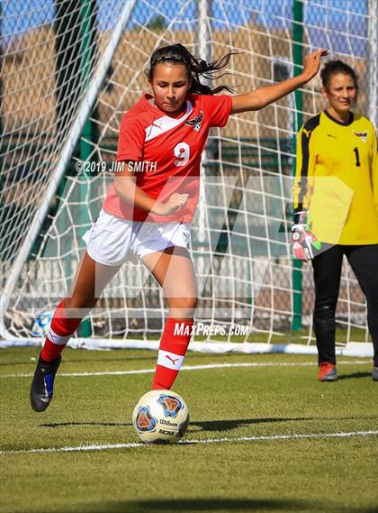 Thumbnail 1 in  Albuquerque Academy vs. Rio Grande (Abq Metro Championships) photogallery.